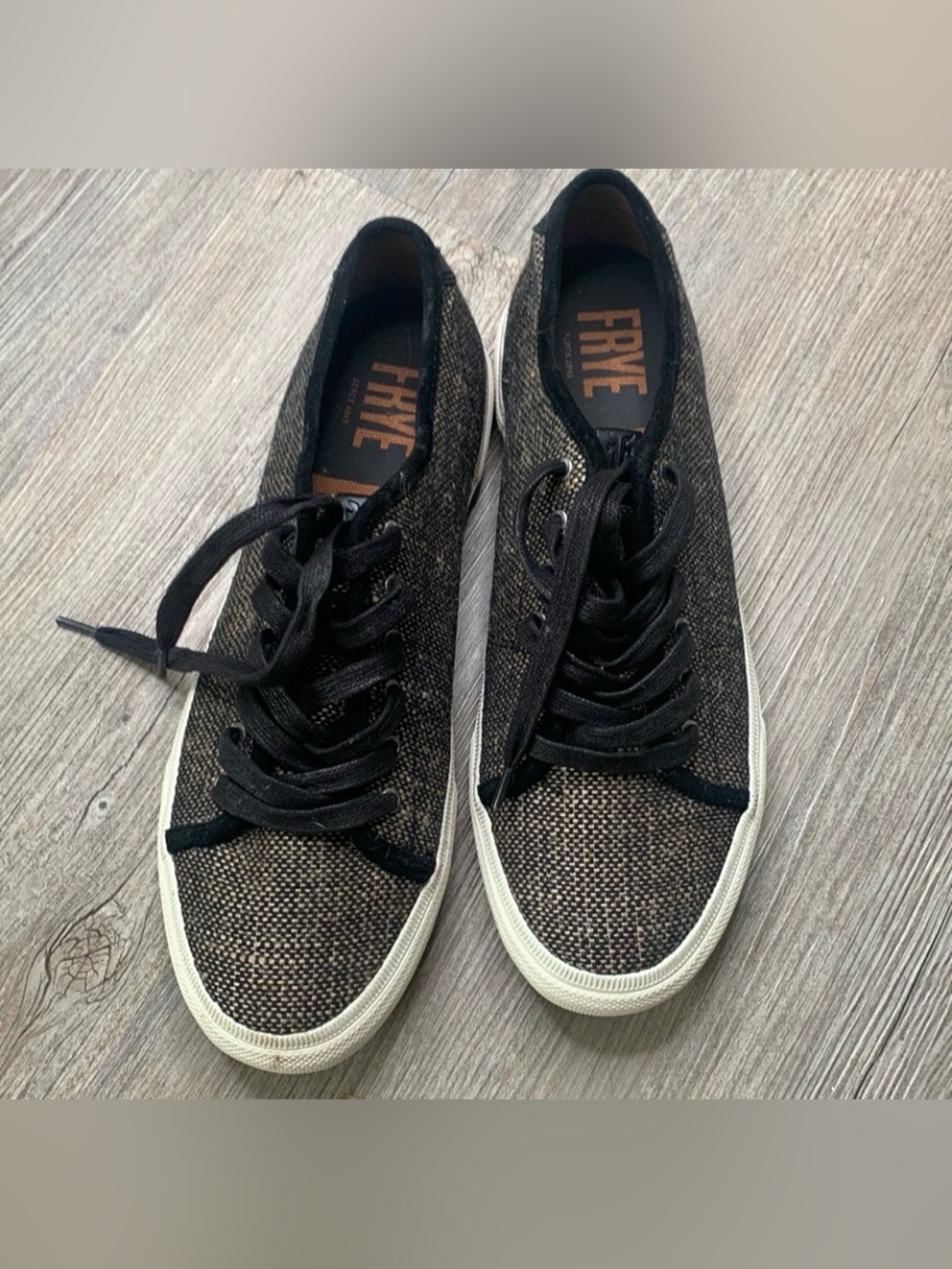 FRYE Women's Gia Tweed Canvas Low-Top Lace-Up Sneakers, Black & Brown, Size 9